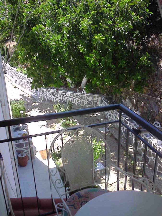 Villa Marabou Poros  Camera foto